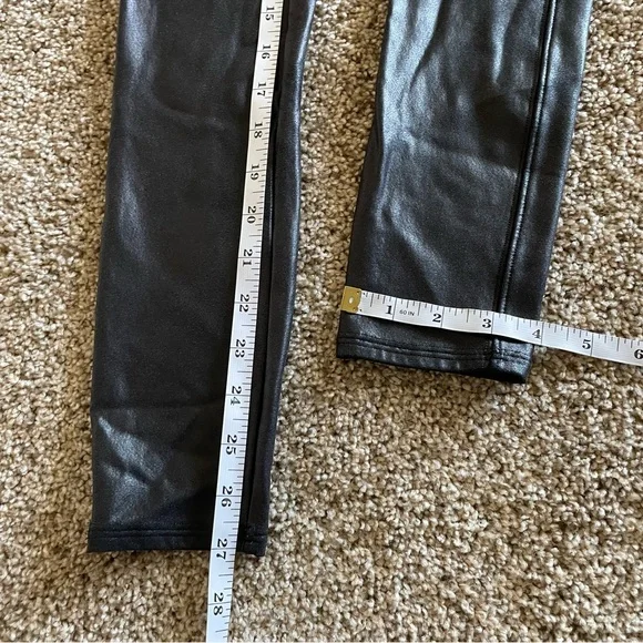Spanx Faux Leather Leggings Women’s M Black Moto Shiny Textured Skinny 2437 - Picture 12 of 14